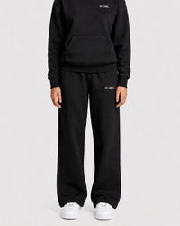 Front_KSL_Sweat_Pants_in_Black_Model
